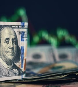 Forex News: US Dollar struggles ahead of PCE inflation report