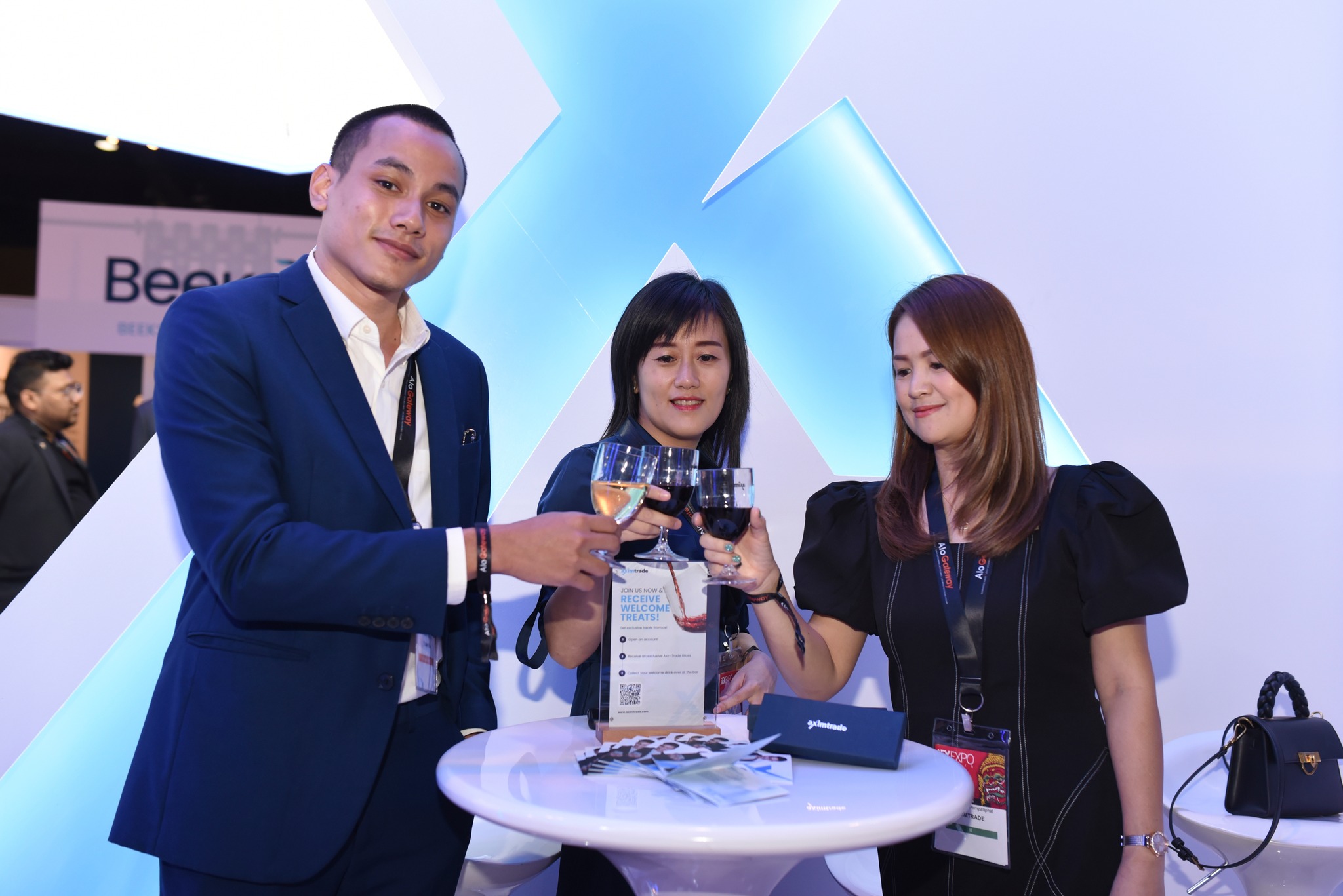 iFX Expo Asia 2022, iFx Expo AximTrade Events